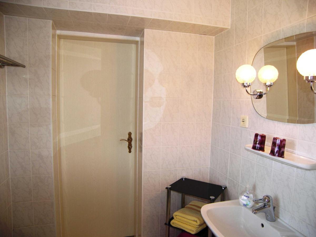 Ferienhaus Alice 10 Gehminuten Vom Strand Entfernt Ostseebad Heringsdorf Exterior foto
